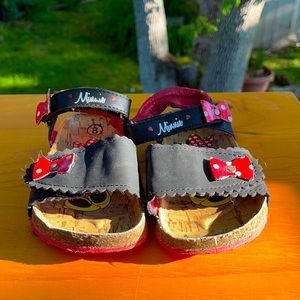 Minnie Mouse Velcro Sandals Toddler size 8